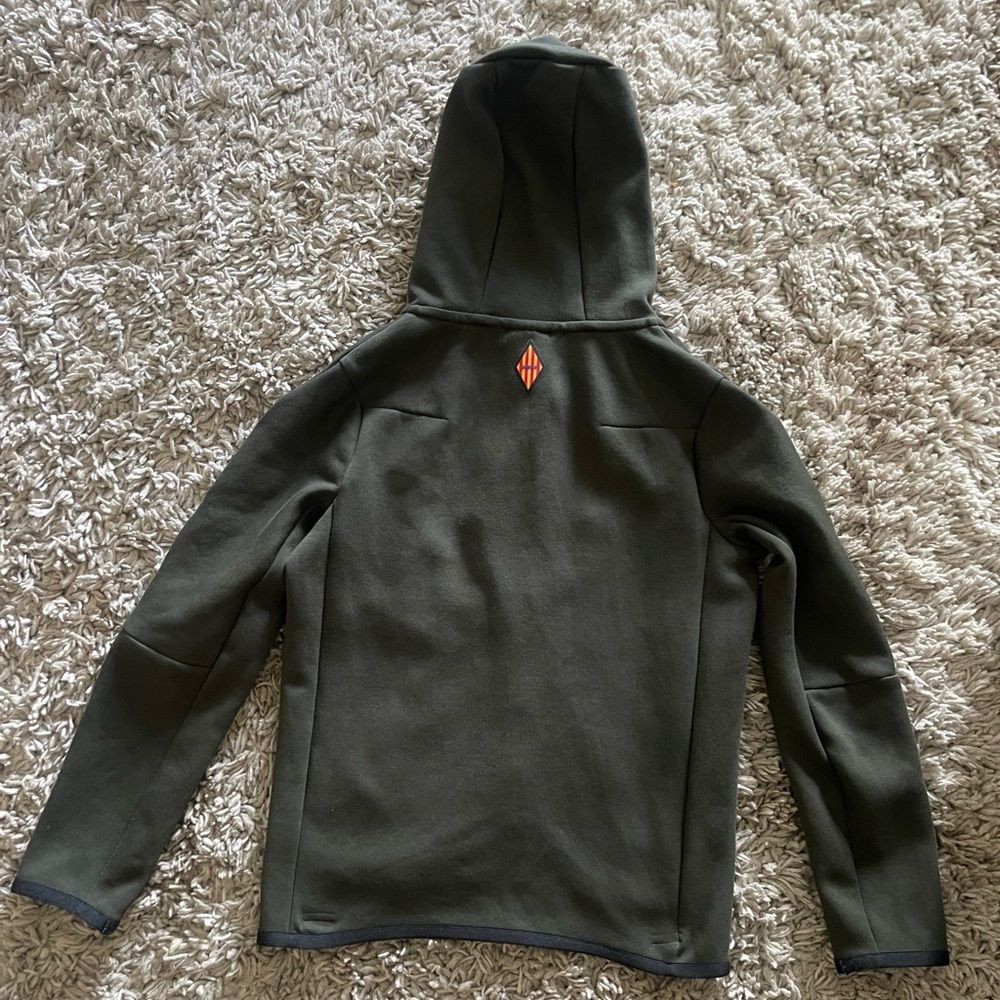 Nike tech - Picture 2 of 3